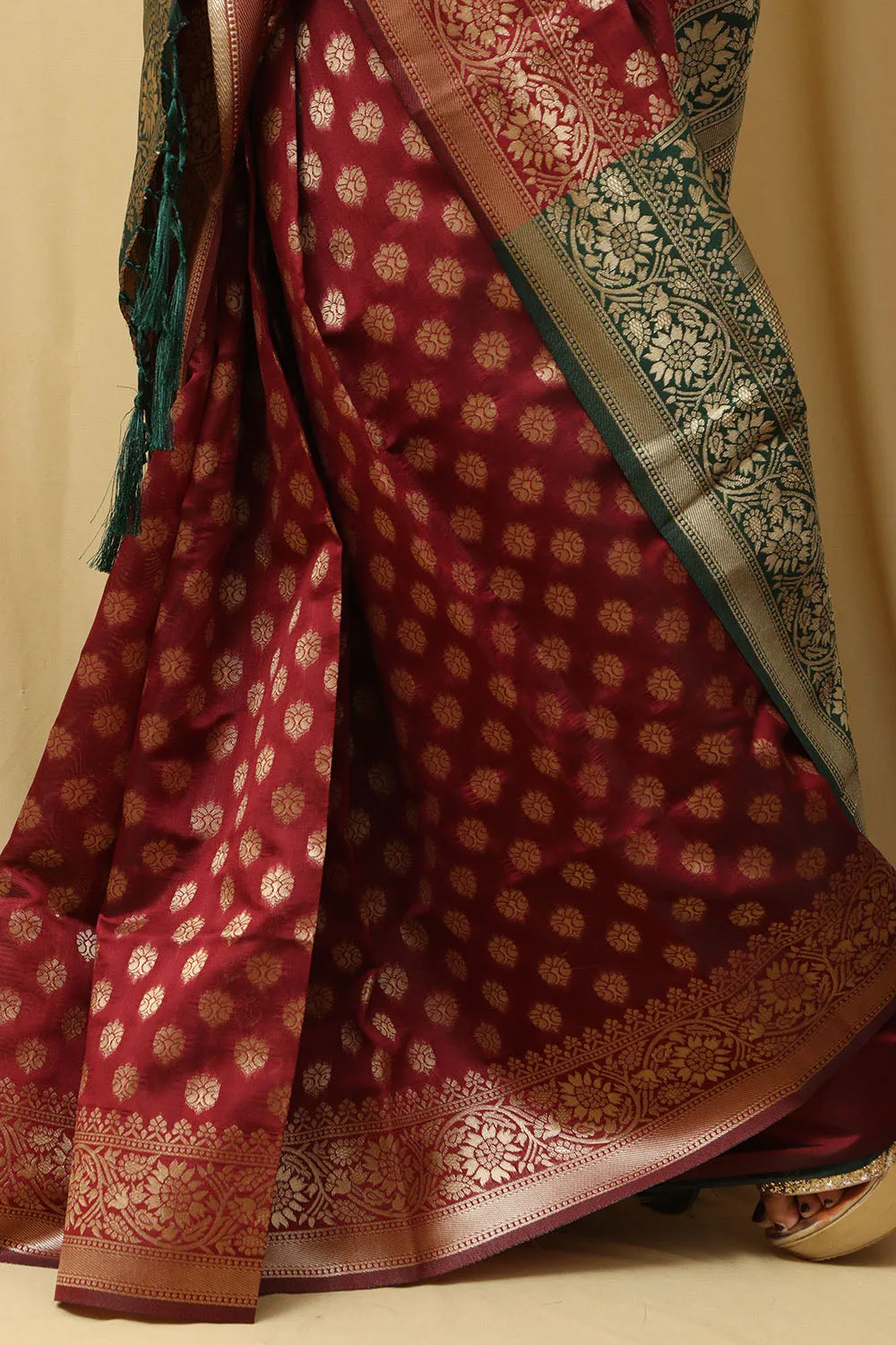 Elegant Maroon Banarasi Cotton Silk Saree: A Timeless Classic
