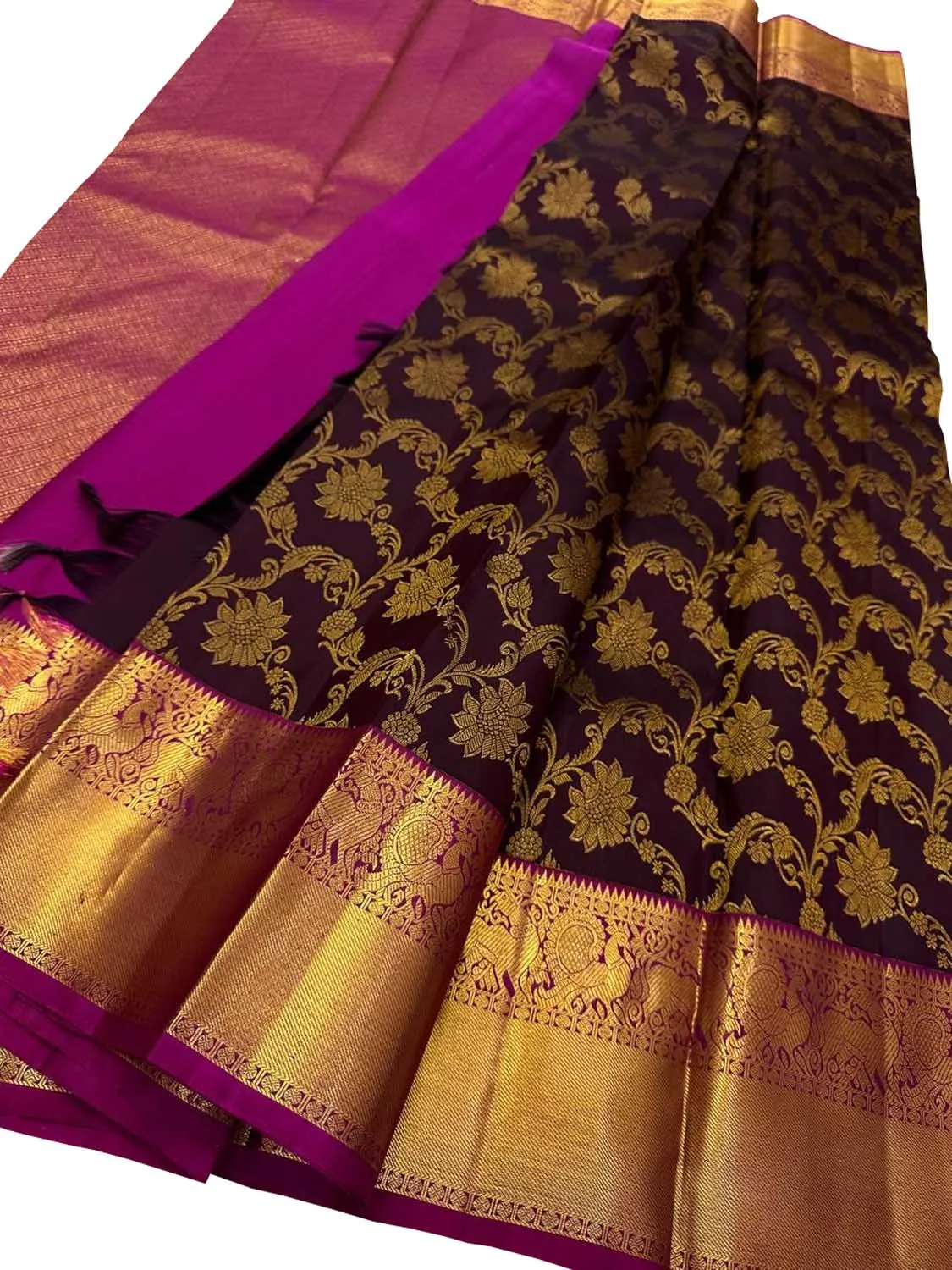Exquisite Maroon Kanjeevaram Silk Saree - Handloom Beauty