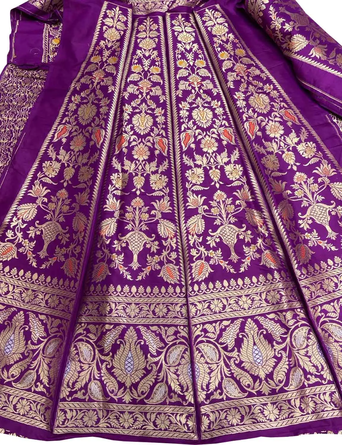 Exquisite Purple Silk Banarasi Lehenga Set