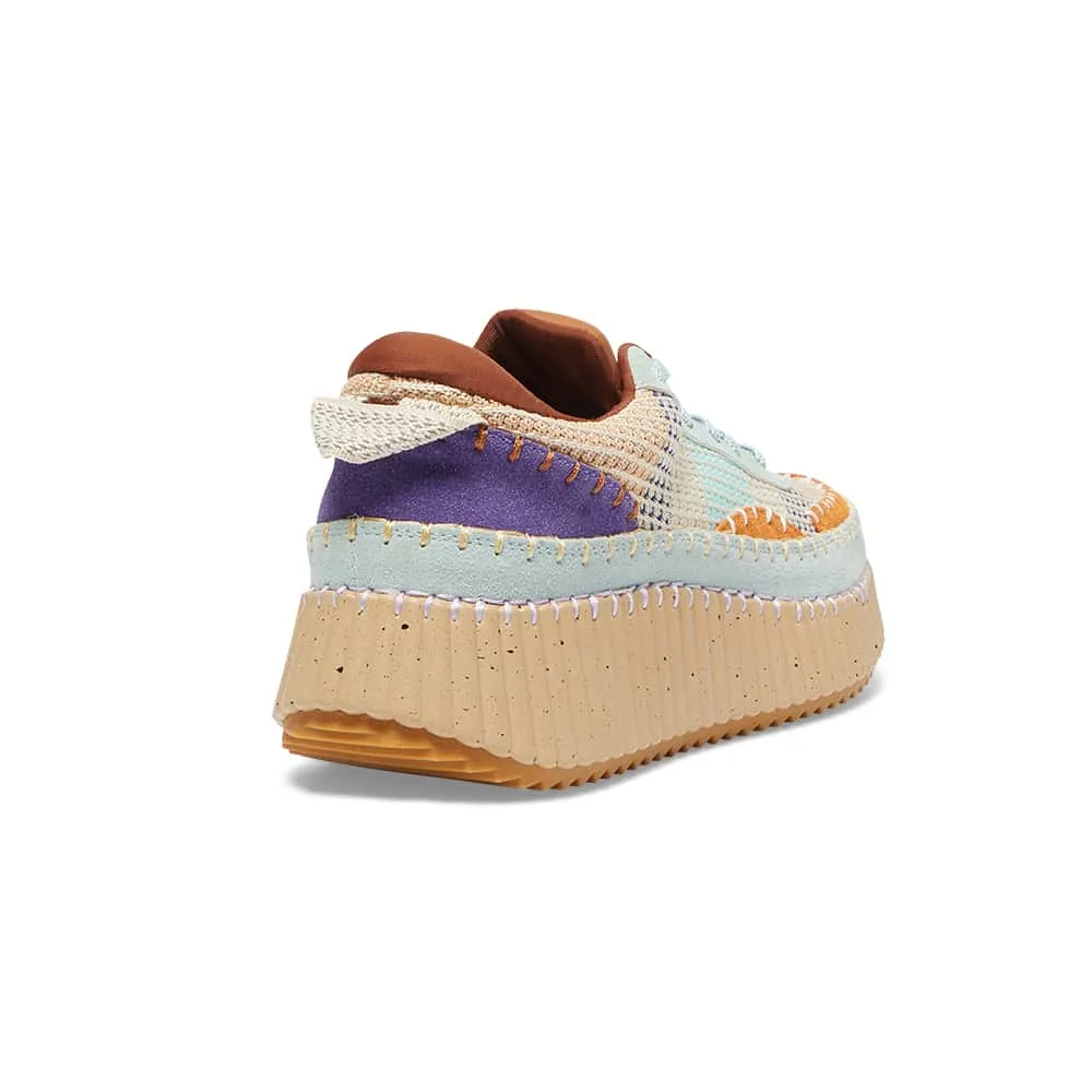 Vivid Sneaker in Camel