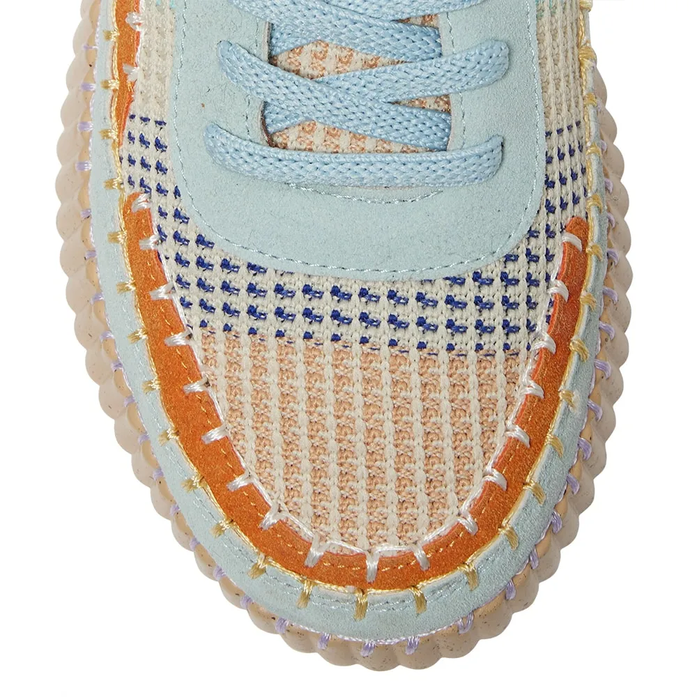 Vivid Sneaker in Camel