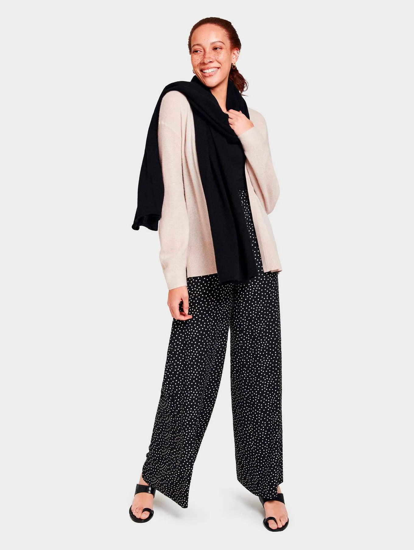 White   Warren - Mini Cashmere Travel Wrap in Black
